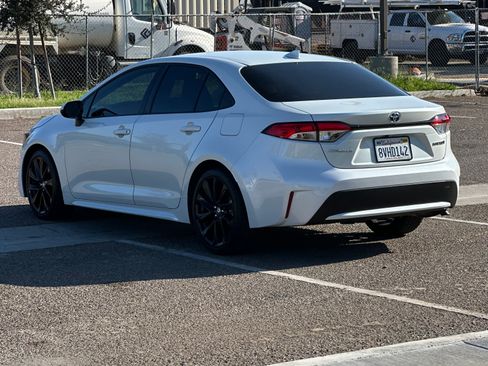Used 2022 Toyota Corolla LE image 6
