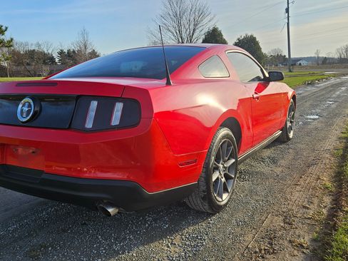 Used 2011 Ford Mustang Premium w/ 203A Rapid Spec Order Code image 6