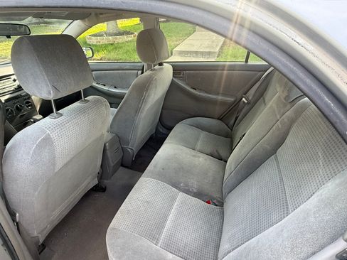 Used 2007 Toyota Corolla CE FWD image 6
