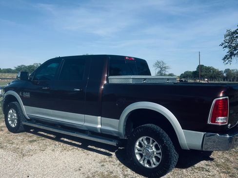 Used 2015 RAM 2500 Laramie w/ Snow Chief Group image 4