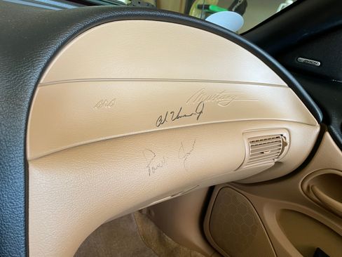 Used 1994 Ford Mustang GT image 17