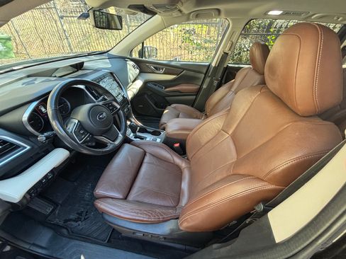 Used 2019 Subaru Ascent Touring w/ Popular Package #3 image 12