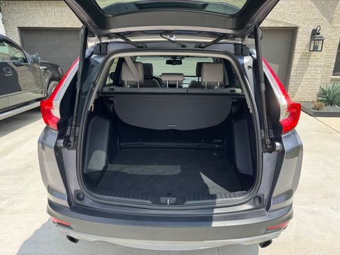 Used 2017 Honda CR-V Touring image 9