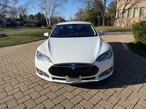 Used 2014 Tesla Model S image 4