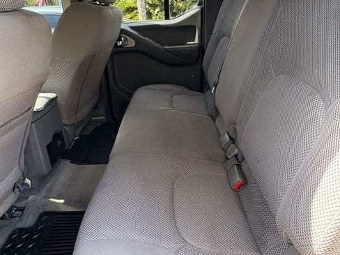 Used 2016 Nissan Frontier SV w/ SV Value Truck Package image 17