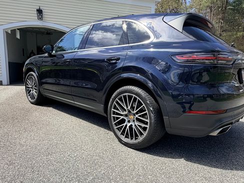 Used 2020 Porsche Cayenne AWD/4WD image 8
