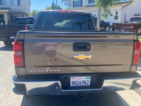 Used 2015 Chevrolet Silverado 1500 LT w/ LT Convenience Package image 4