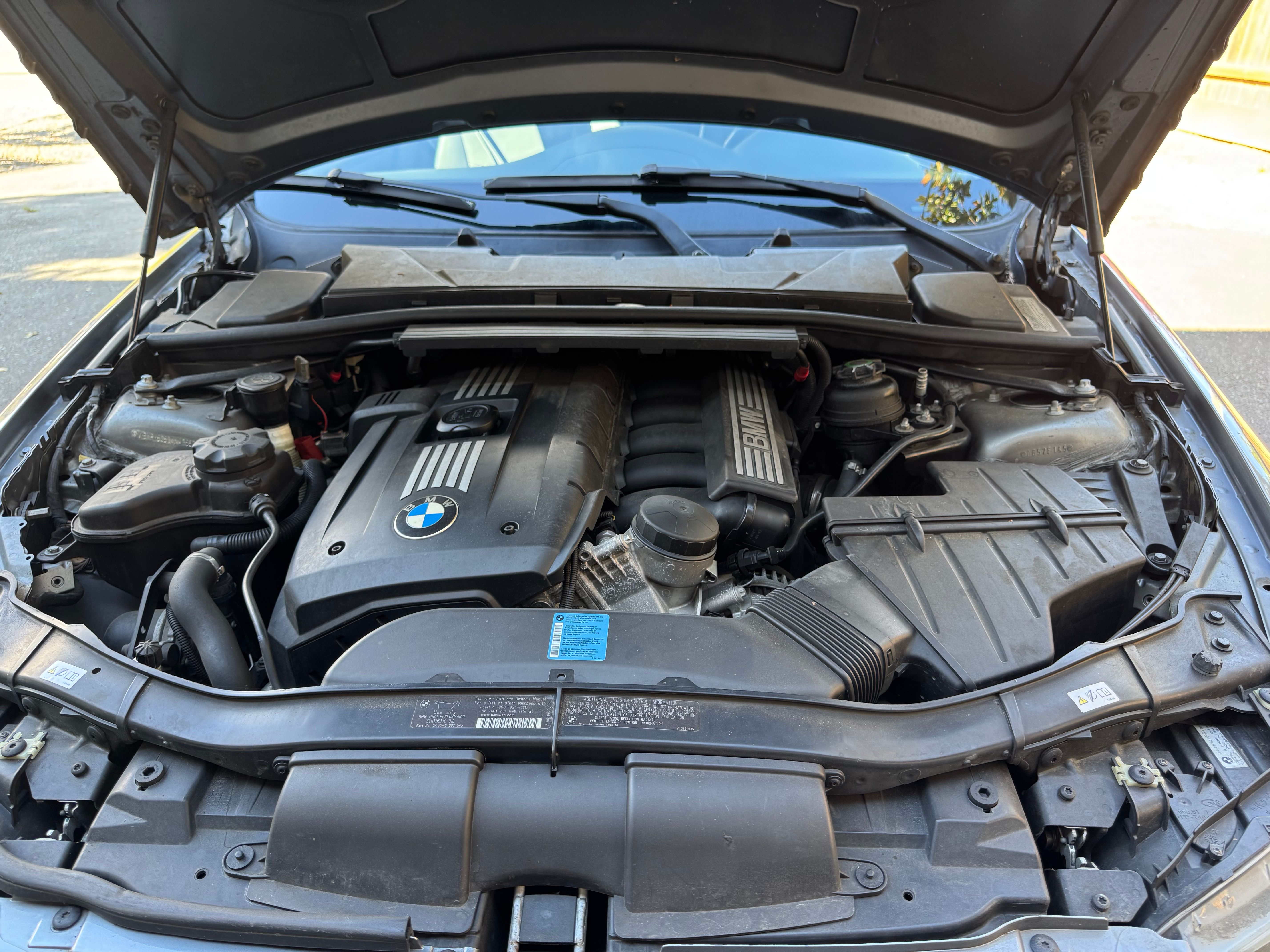Used 2010 BMW 328i Sedan RWD image 4