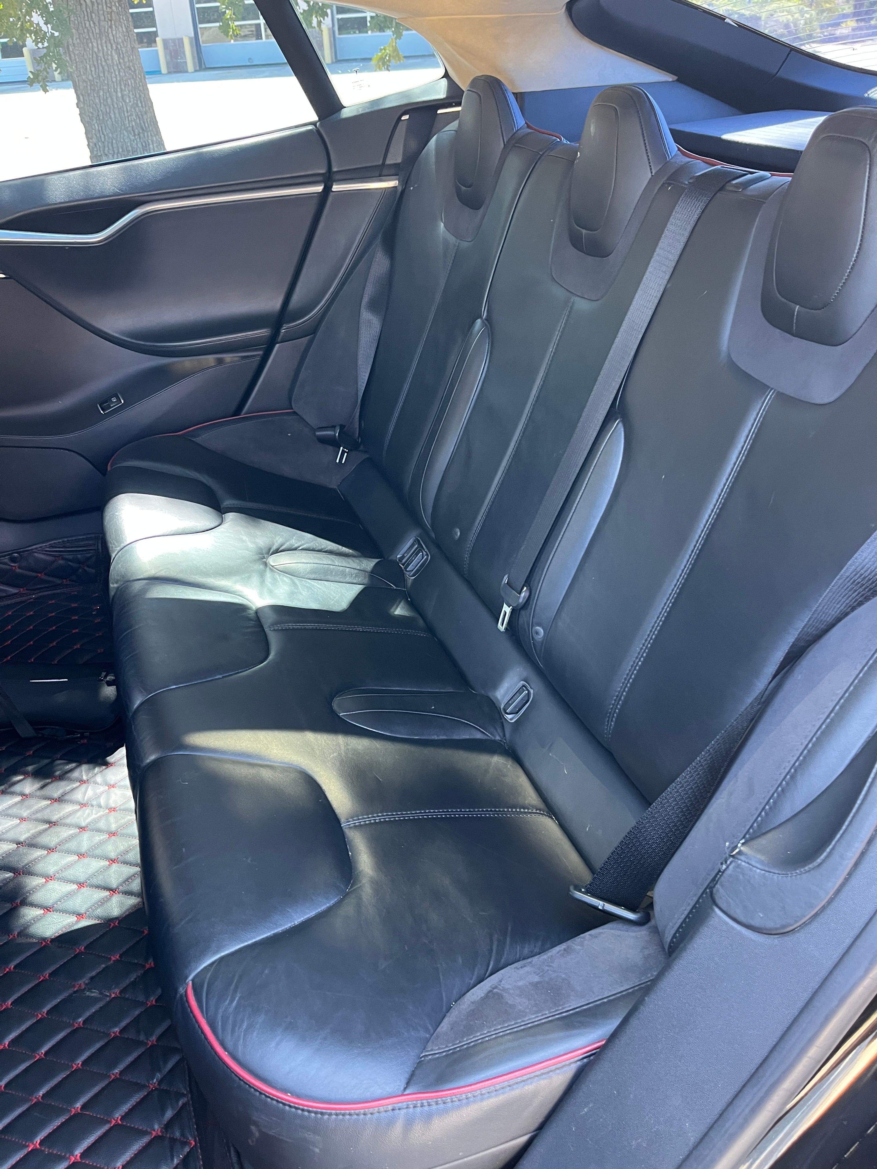 Used 2012 Tesla Model S Signature Performance RWD image 13