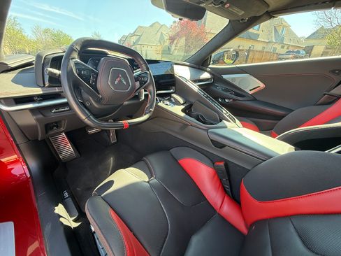 Used 2021 Chevrolet Corvette Stingray Premium Conv w/ Z51 Performance Package image 23