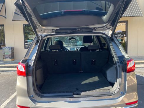 Used 2018 Chevrolet Equinox LT image 9