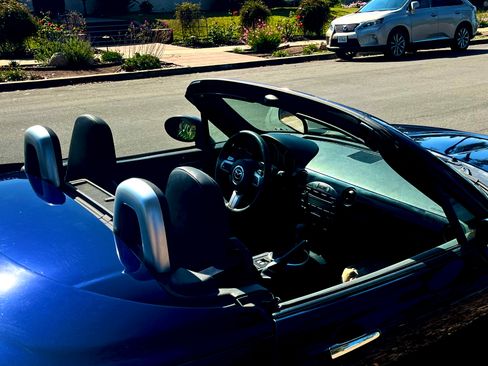 Used 2008 MAZDA MX-5 Miata Grand Touring image 8