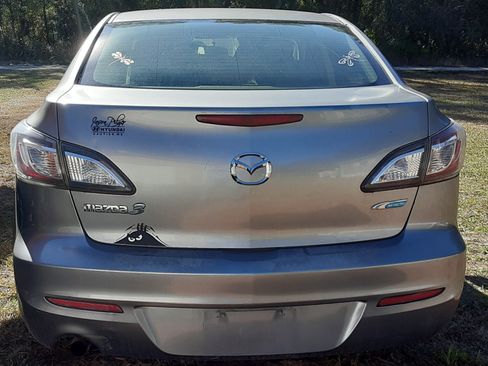 Used 2013 MAZDA MAZDA3 i Sport image 8