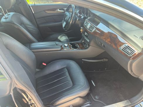 Used 2014 Mercedes-Benz CLS 550 4MATIC image 12