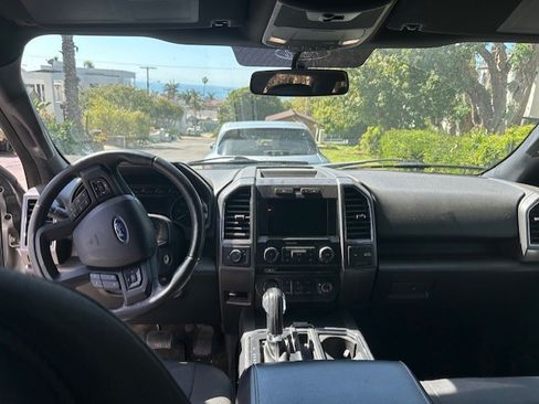 Used 2018 Ford F150 XLT w/ Equipment Group 302A Luxury image 10