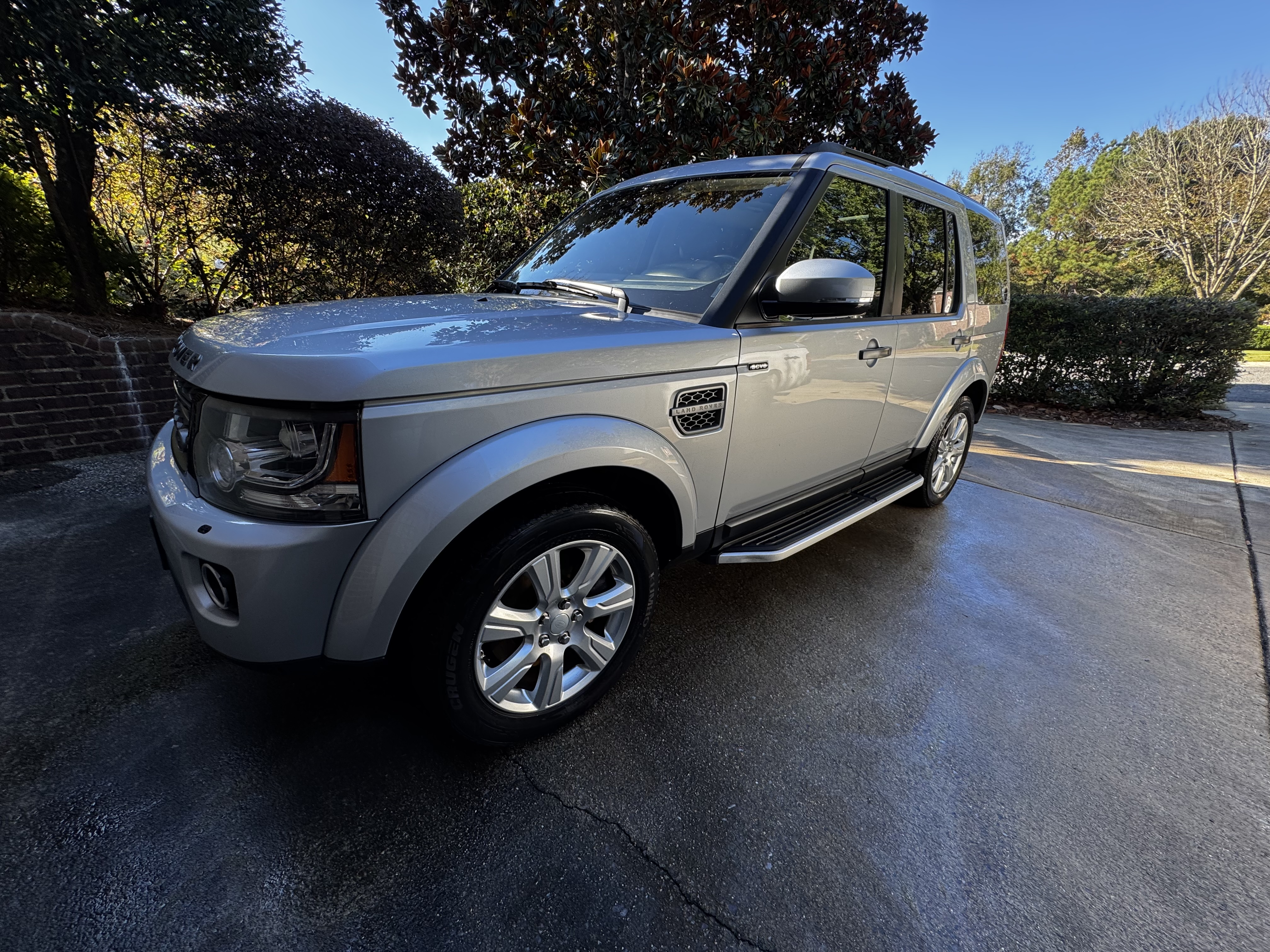 Used 2016 Land Rover LR4 HSE AWD/4WD image 21