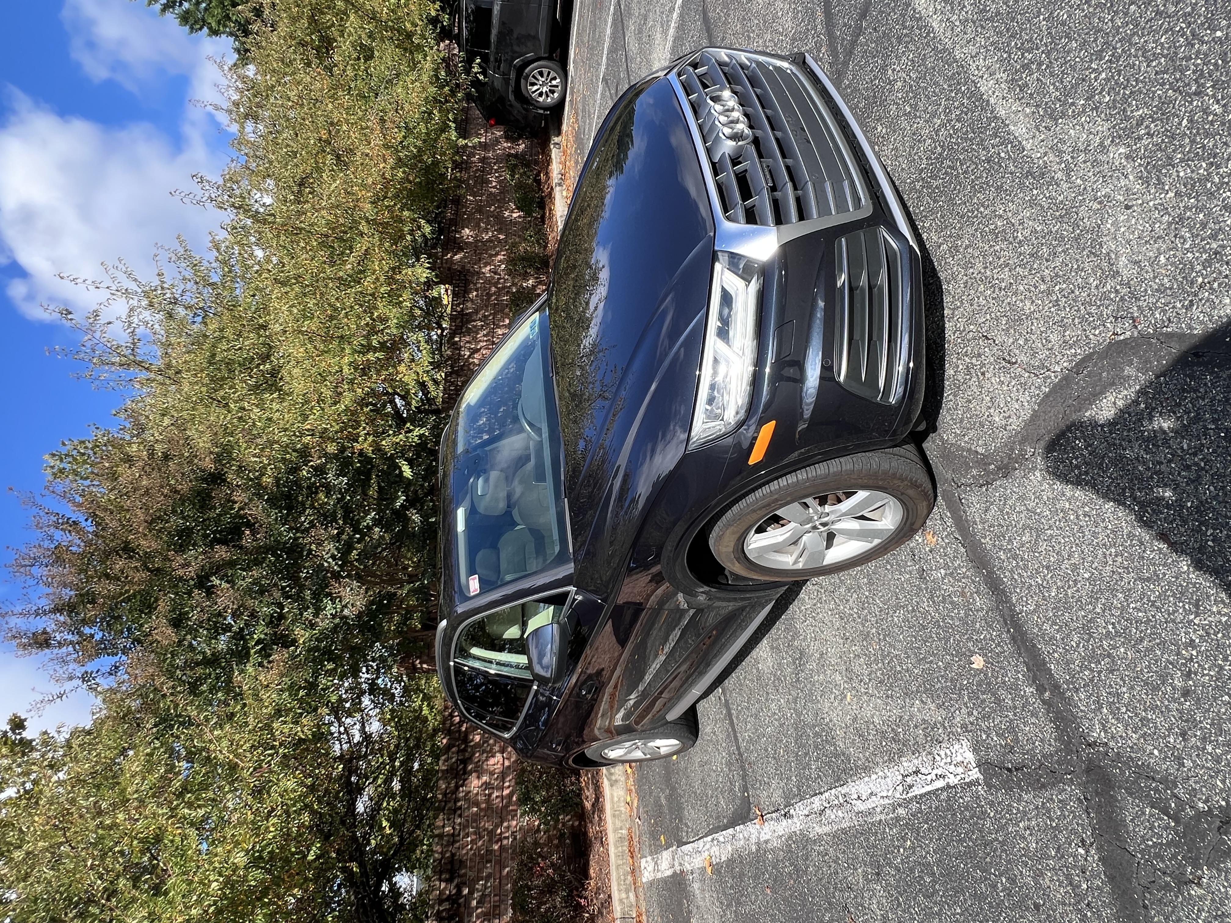 Used 2019 Audi Q5 2.0T Premium Plus w/ Premium Plus Package AWD/4WD image 1