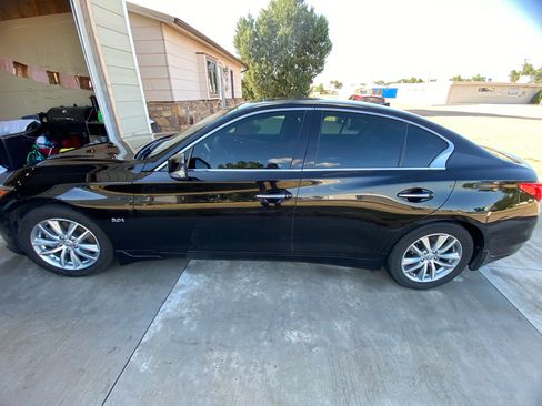 Used 2017 INFINITI Q50 3.0t Premium image 1