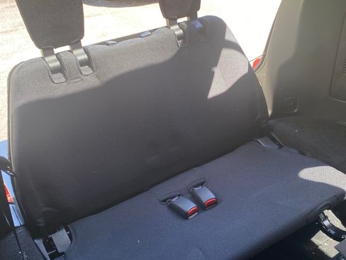 Used 2008 Mitsubishi Outlander XLS FWD image 26