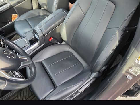 Used 2022 Mercedes-Benz EQB 300 EQB 300 4MATIC Sport Utility 4 image 6