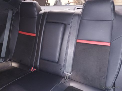 Used 2014 Dodge Challenger SRT8 w/ Harman/Kardon Audio Group image 13