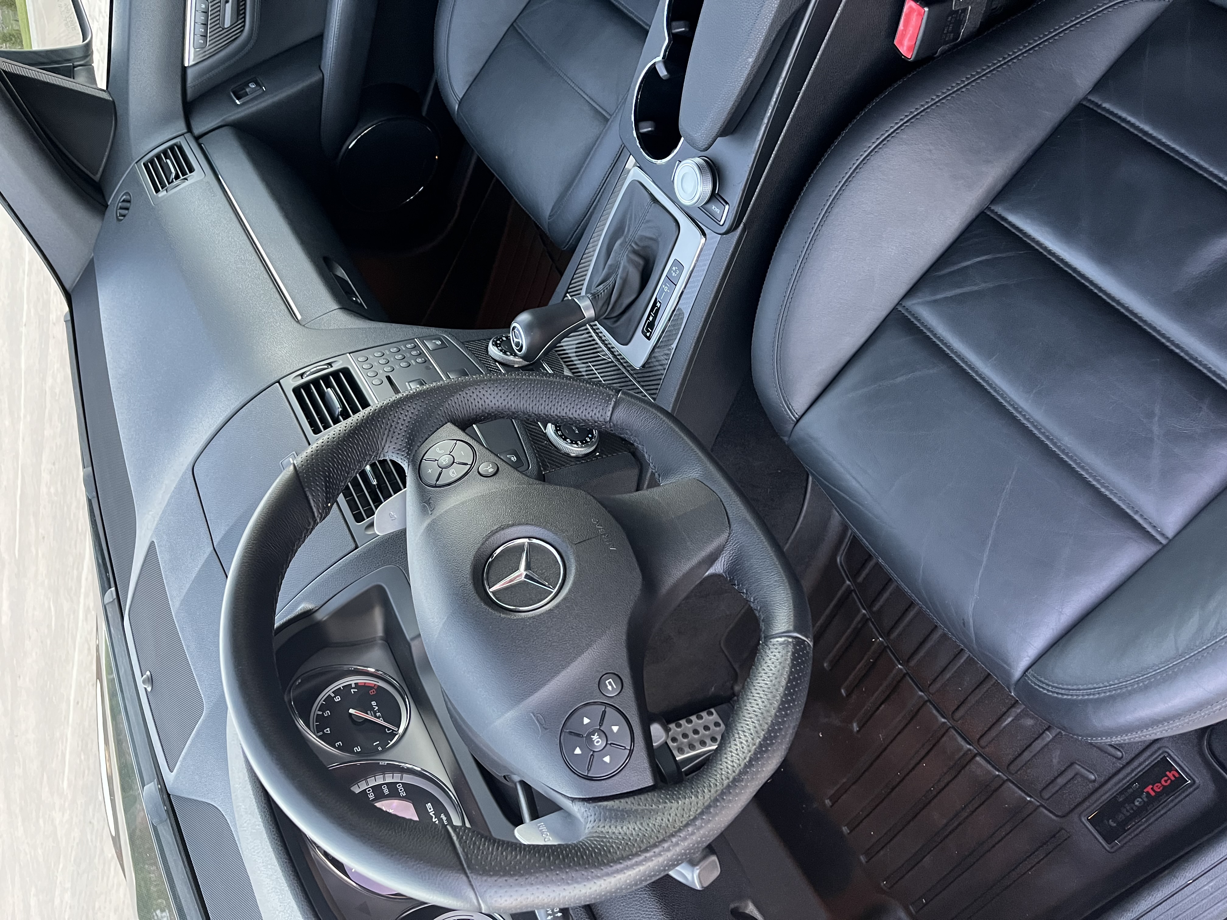 Used 2009 Mercedes-Benz C 63 AMG Sedan image 22