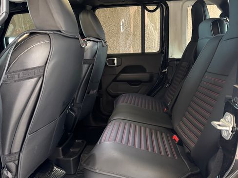 Used 2021 Jeep Wrangler Unlimited Rubicon w/ Uconnect 4C Nav & Sound Group AWD/4WD image 6