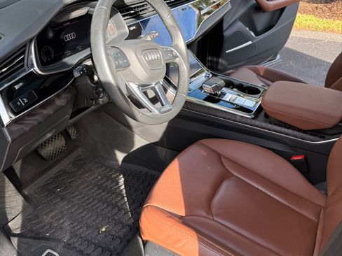 Used 2022 Audi Q7 3.0T Prestige image 6