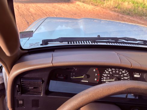 Used 1995 Toyota 4Runner SR5 AWD/4WD image 30