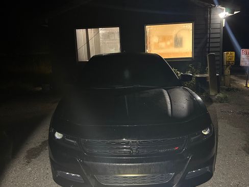 Used 2017 Dodge Charger R/T RWD image 13