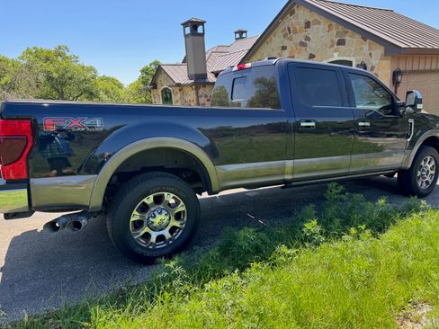 Used 2022 Ford F350 King Ranch w/ King Ranch Ultimate Package image 6
