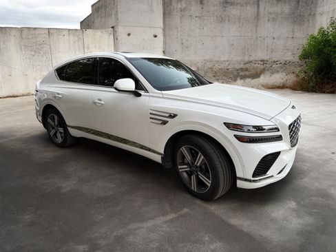 Used 2025 Genesis GV80 3.5T image 4