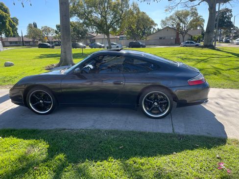 Used 2004 Porsche 911 GT3 RS image 12