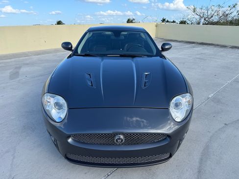 Used 2007 Jaguar XKR R image 10