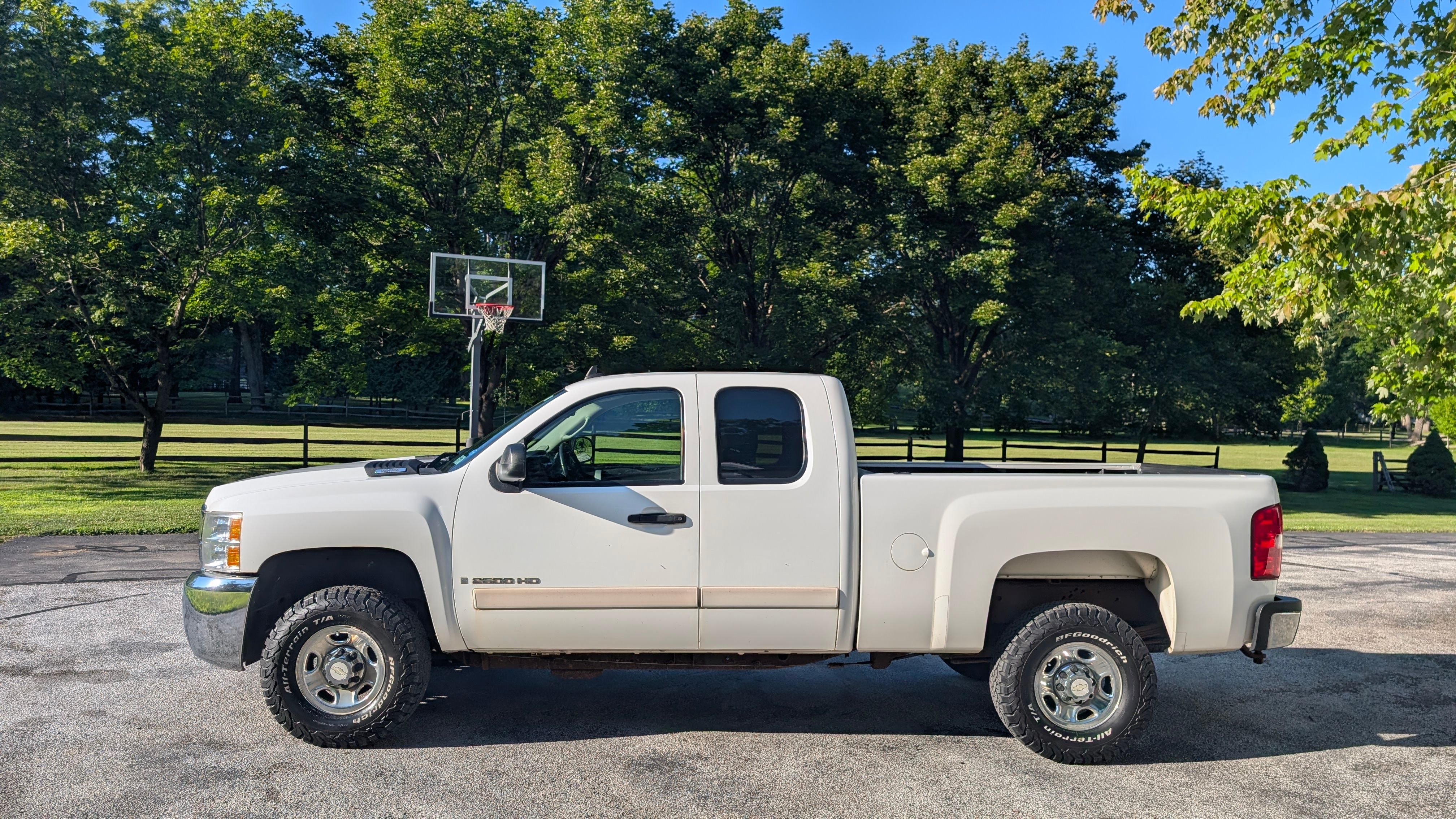 Used 2007 Chevrolet Silverado 2500 LT RWD image 6