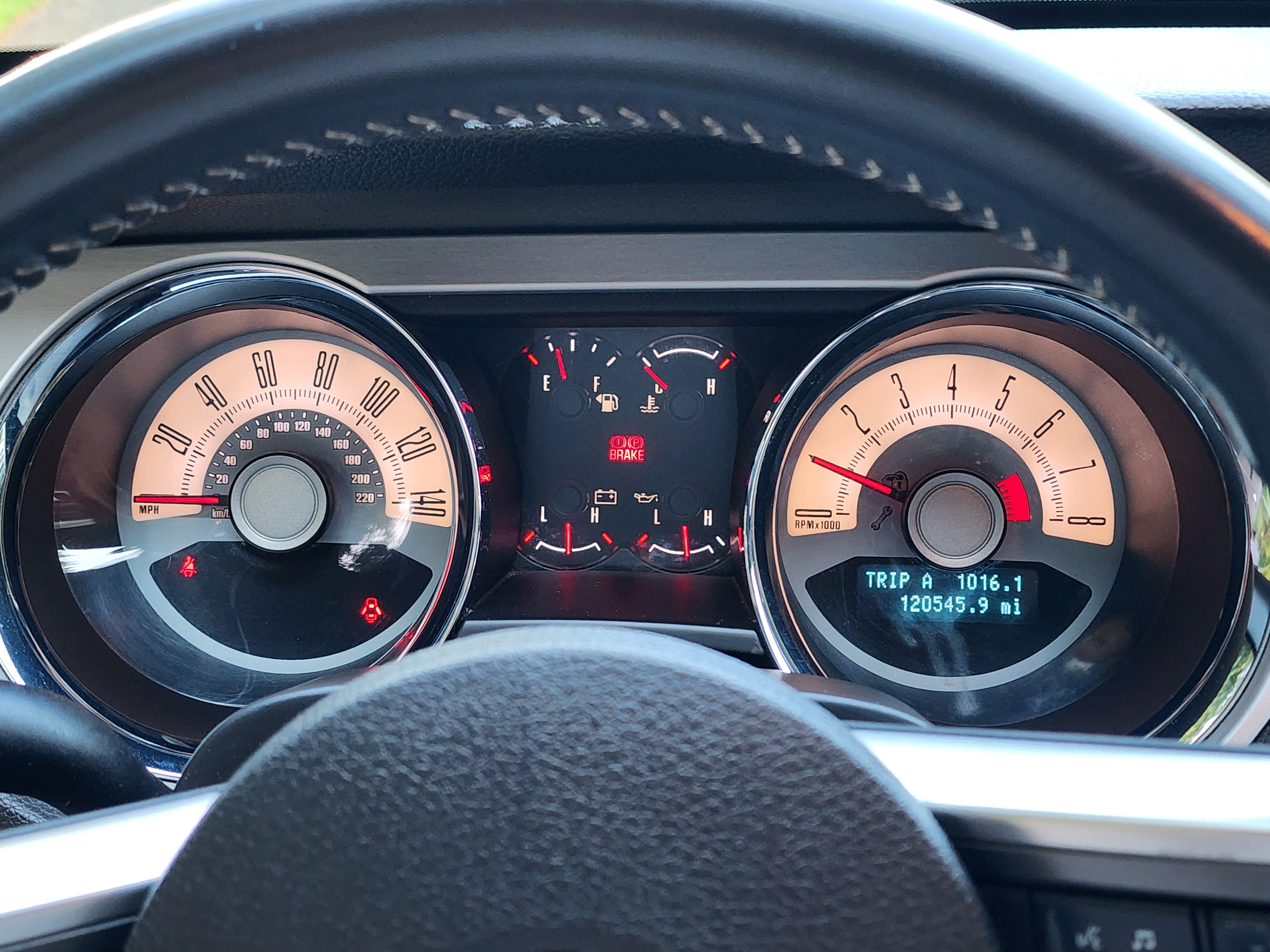 Used 2010 Ford Mustang GT RWD image 16