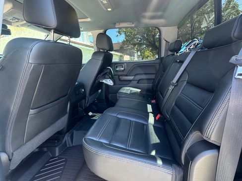 Used 2018 GMC Sierra 2500 Denali w/ Duramax Plus Package AWD/4WD image 12