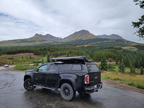 Used 2019 GMC Canyon SLE image 13