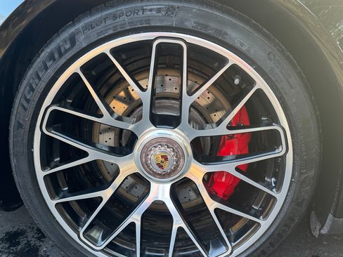 Used 2014 Porsche 911 Turbo image 10