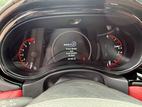Used 2022 Dodge Durango R/T w/ Tow 'N Go Package AWD/4WD image 12