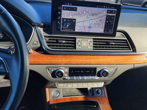 Used 2021 Audi Q5 2.0T Premium Plus w/ Premium Plus Package image 4