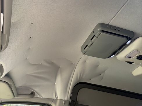 Used 2018 Mercedes-Benz Sprinter 2500 image 12