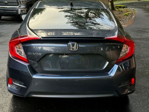 Used 2017 Honda Civic EX-T image 4