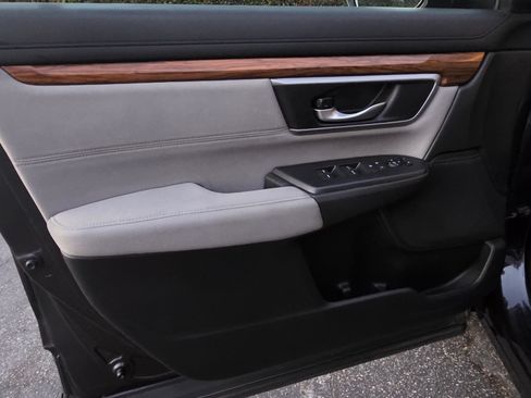 Used 2017 Honda CR-V EX image 4