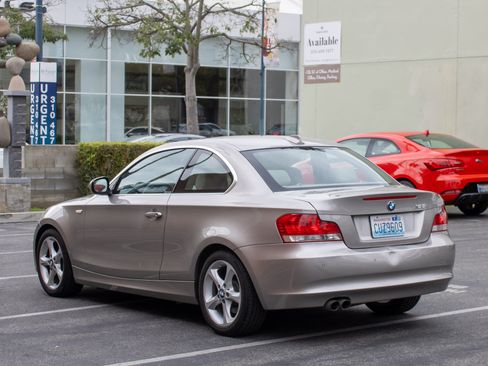 Used 2011 BMW 128i Coupe image 21