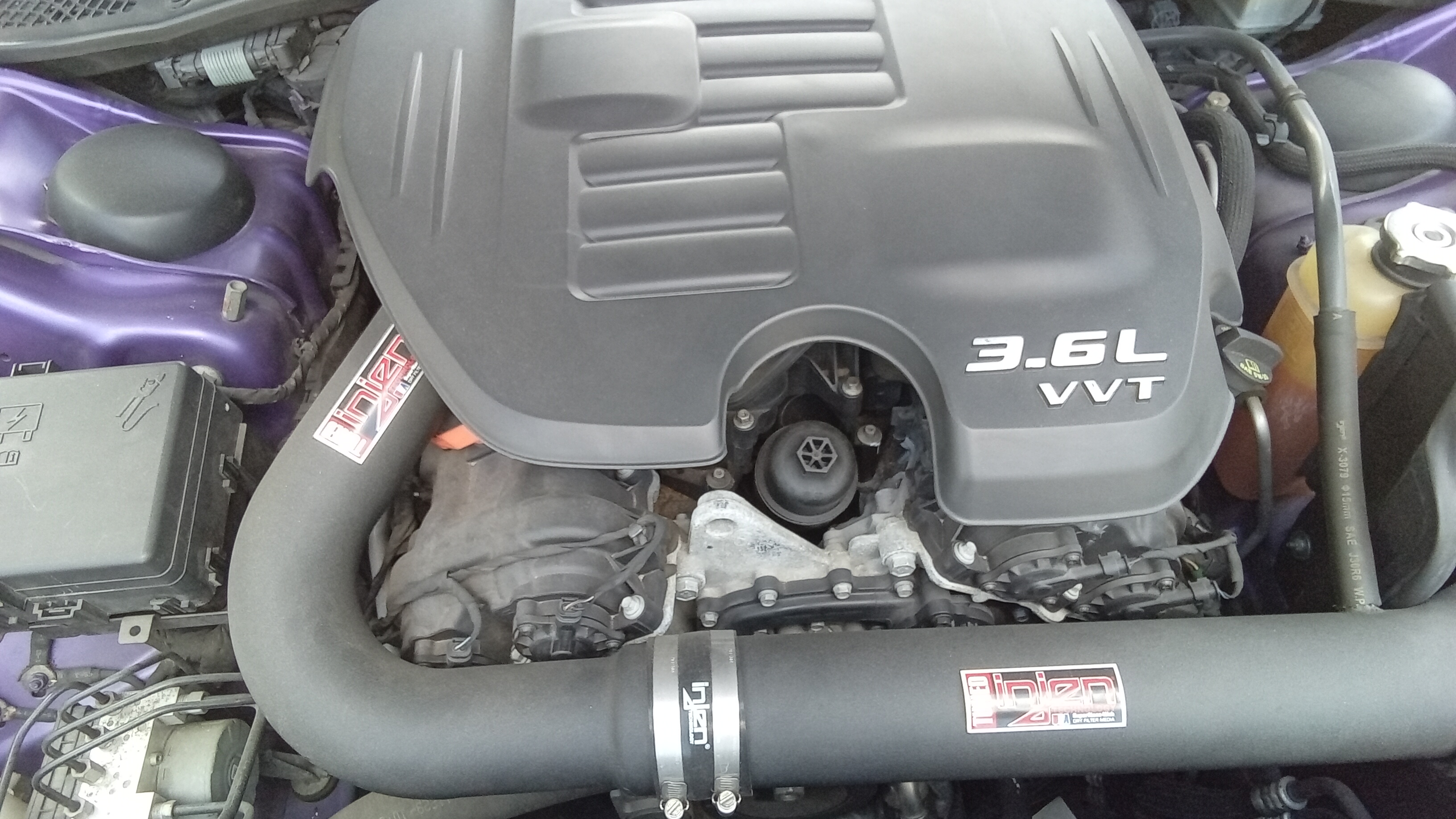 Used 2016 Dodge Challenger SXT Plus RWD image 22