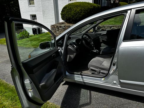 Used 2009 Honda Civic LX image 5