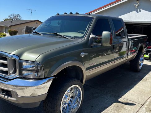 Used 2003 Ford F350 King Ranch image 4