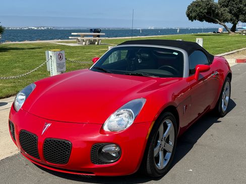 Used 2007 Pontiac Solstice GXP w/ Premium Package image 17