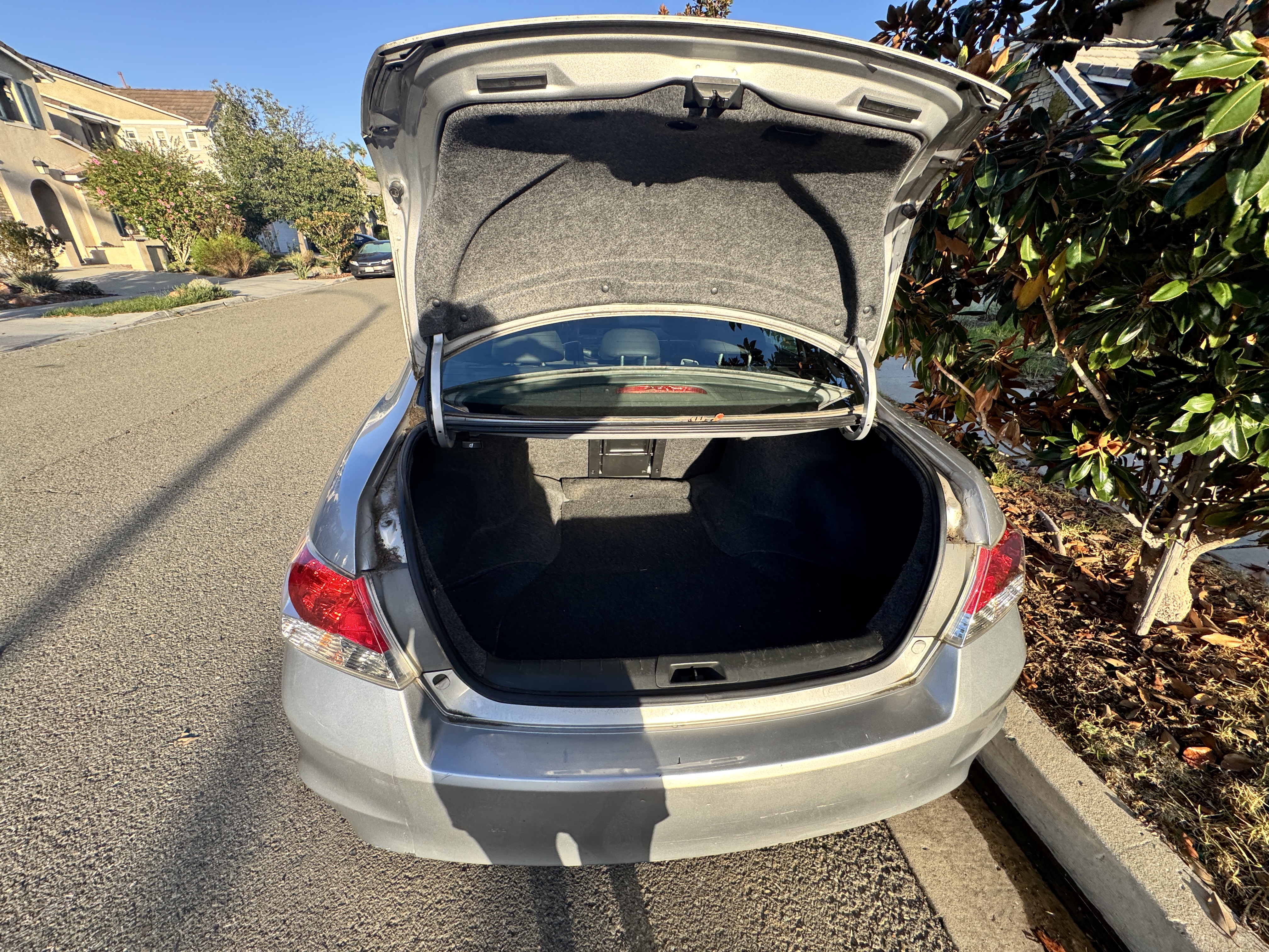 Used 2010 Honda Accord EX-L image 10